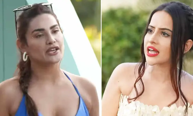 Urfi Javed and Sakshi Dwivedi 
