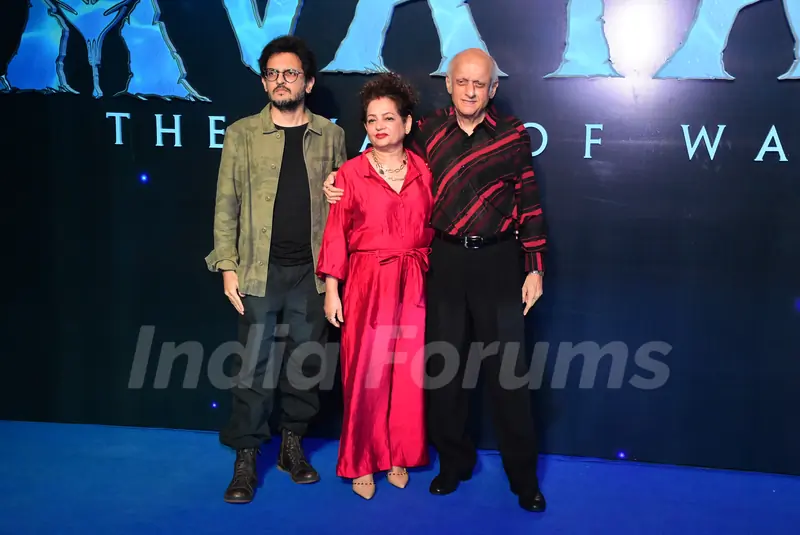 Vishesh Bhatt, Nilima Bhatt, Mukesh Bhatt attend the premiere of Avatar – The Way Of Water