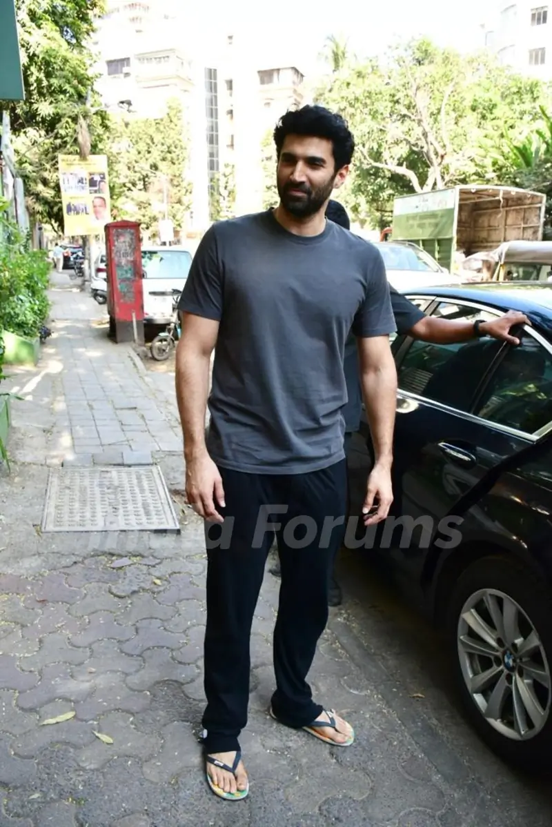 Aditya Roy Kapur will be spotted outside Krome Studios in Bandra