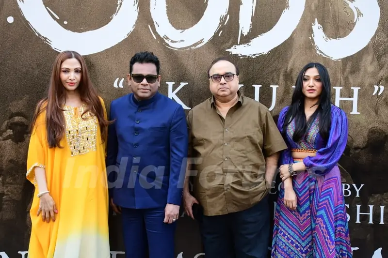 Manila Santoshi, A. R. Rahman, Rajkumar Santoshi, Tanisha Santoshi snapped at song launch event of Gandhi Godse – Ek Yudh 