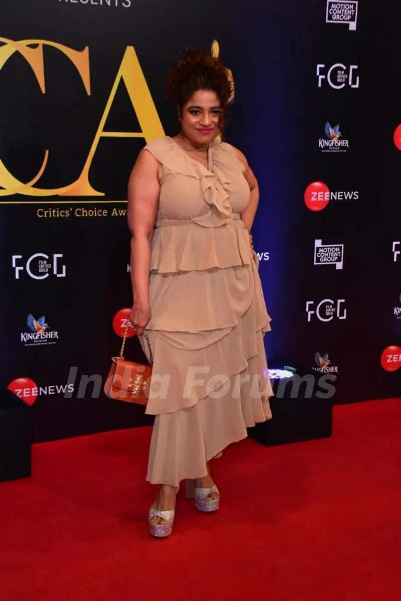 RJ Malishka grace red carpet of the 5th edition of Critics’ Choice Awards