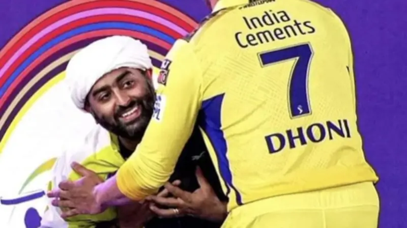 Arijit Singh and MS Dhoni