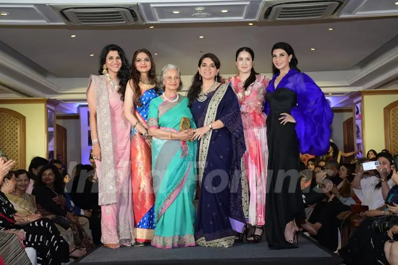 Jacqueline Fernandez, Waheeda Rehmanji and many more prominent ladies from different walks of life. 