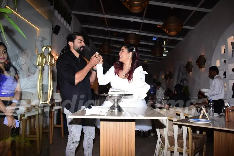 Gurmeet Choudhary celebrates his wife Debina Bonnerjee’s birthday
