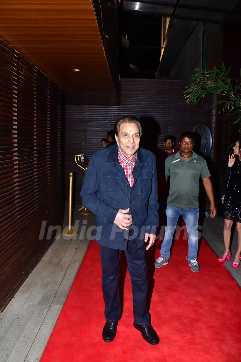 Dharmedra attend Taj – Divided by Blood success party