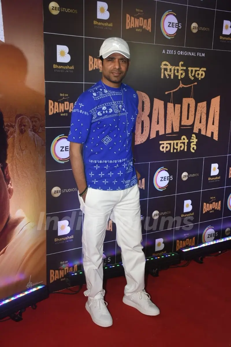 Celebrities attend the premiere of Bandaa