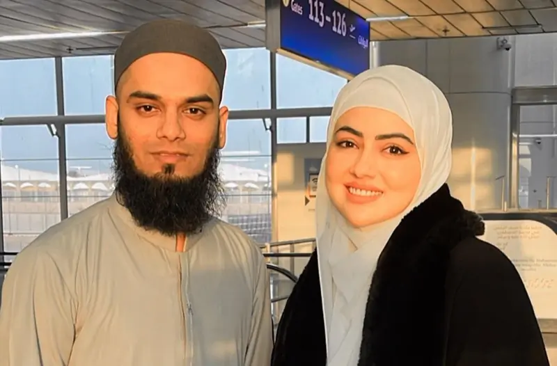 Anas Saiyad and Sana Khan