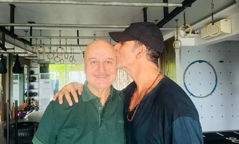 Anupam Kher and Akshay Kumar