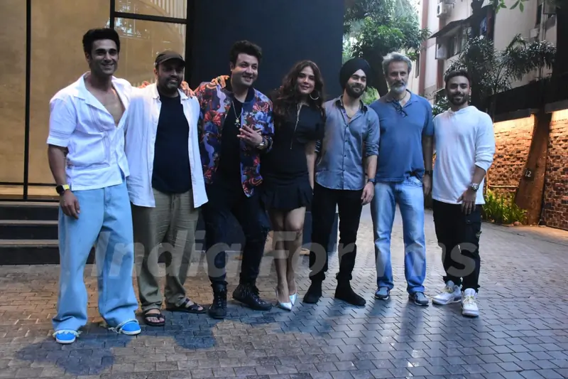 Pulkit Samrath, Varun Sharma, Manjot Singh and others celebs for Fukrey 3 Trailer preview 