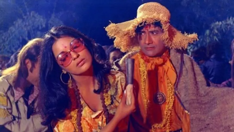 Zeenat Aman and Dev Anand