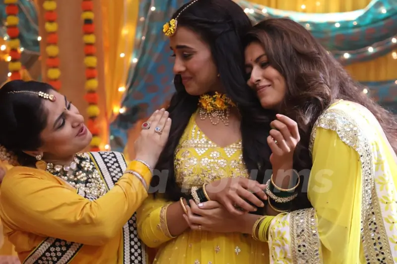 Vandana's Aka Sayli Salunkhe's Haldi in Baatein Kuch Ankahee Si
