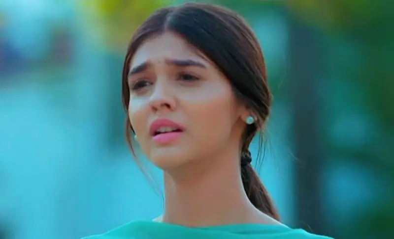 Pranali Rathod as Akshara in Yeh Rishta Kya Kehlata Hai. 