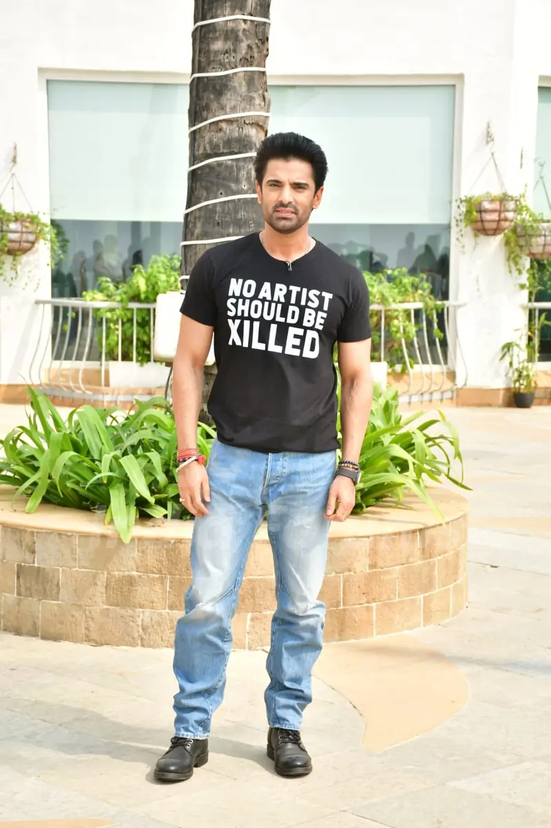 Mohit Malik snapped promoting upcoming show Chamak 