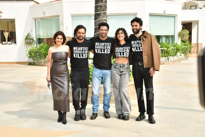 Rohit Jugraj Chauhan, Isha Talwar, Mohit Malik, MC Square, Akasa Singh snapped promoting upcoming show Chamak 