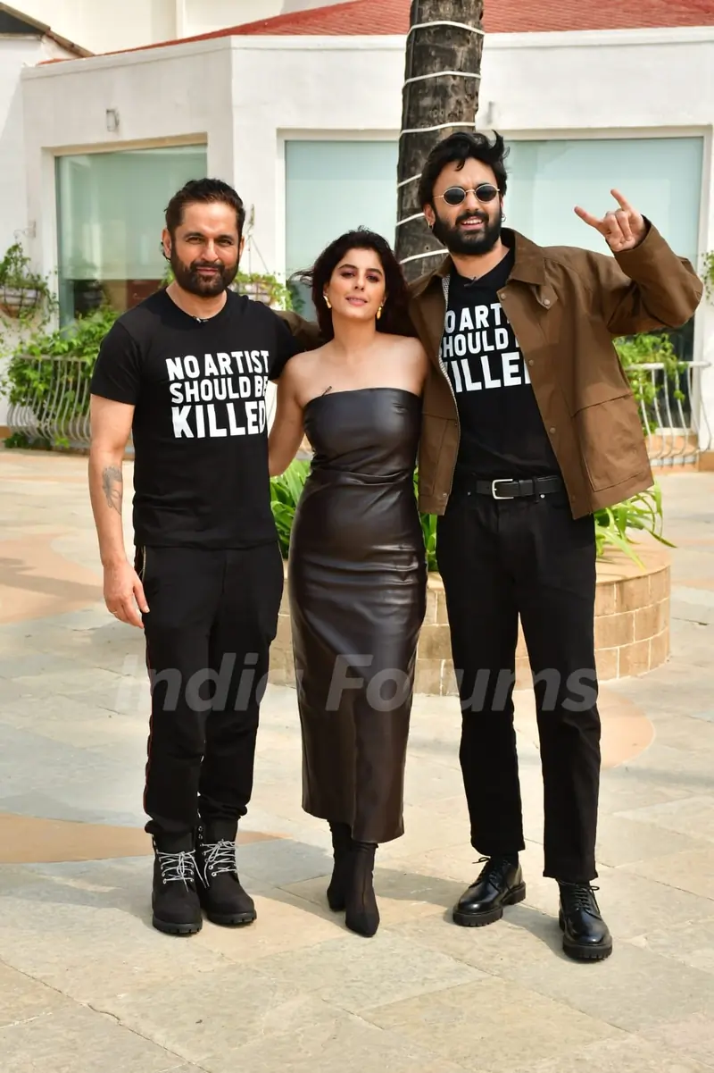 Rohit Jugraj Chauhan, Isha Talwar snapped promoting upcoming show Chamak 
