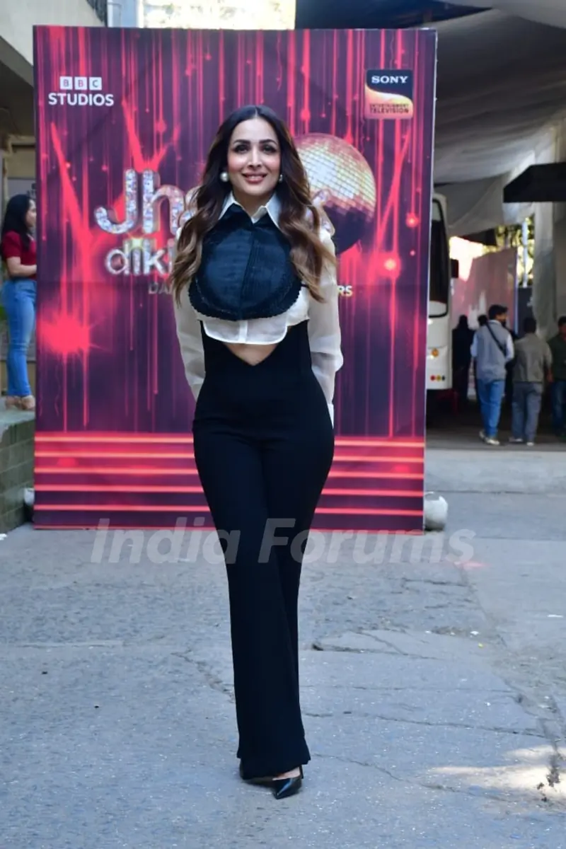 Malaika Arora snapped on the set of Jhalak Dikhhla Jaa 11 