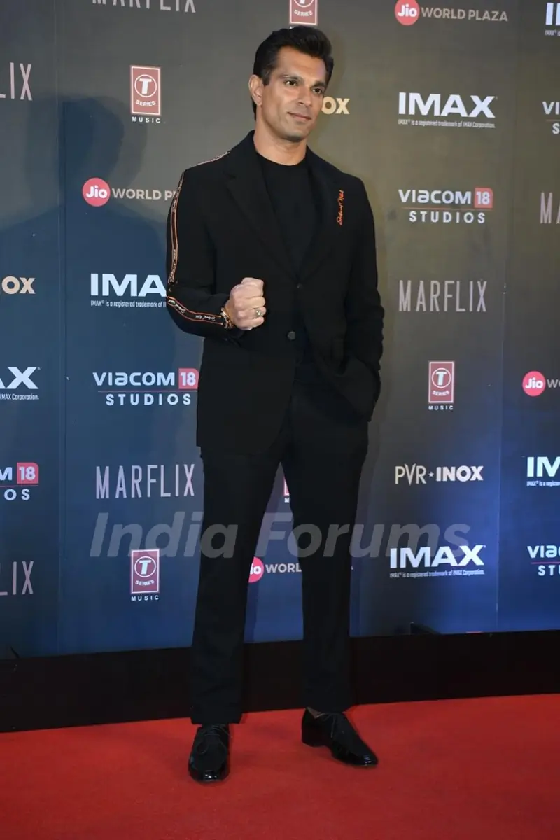 Karan Singh Grover snapped at the special screening of Fighter