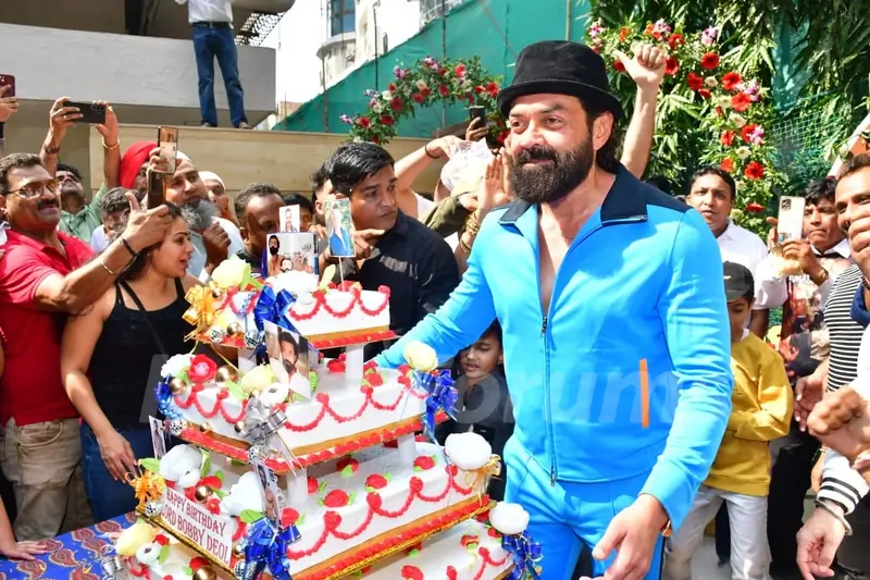 Bobby Deol celebrates her birthday with paps 