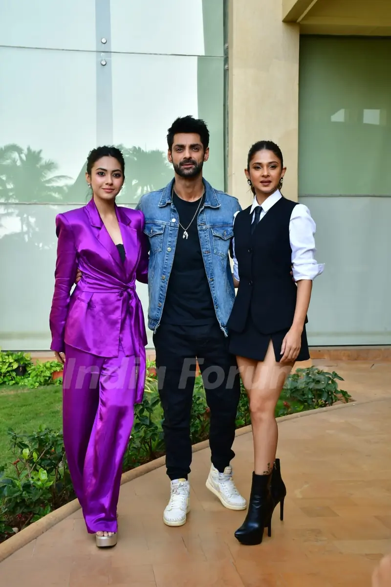 Jennifer Winget, Karan Wahi and Reem Shaikh snapped promoting Raisinghani vs Raisinghani at JW Marriott, Juhu