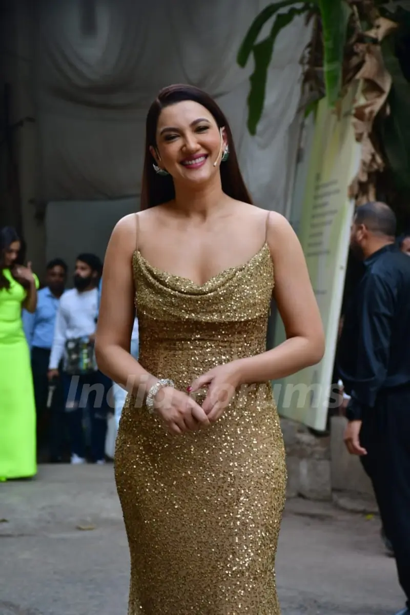 Gauahar Khan snapped on the set of Jhalak Dikhhla Jaa 11