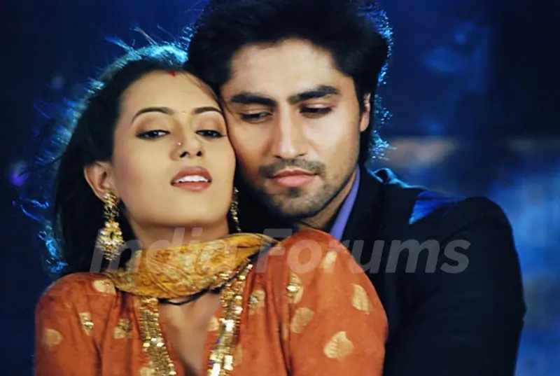 Lovable scene of Heer and Prem