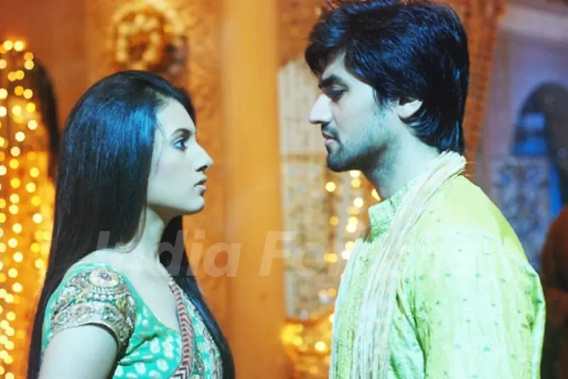 Heer and Prem looking shocked seeing each other