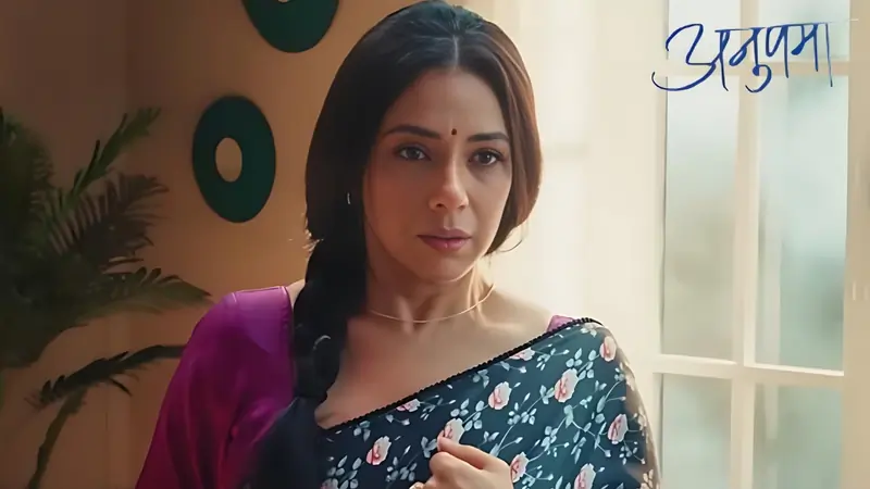Anupamaa: Anupama confronts Anuj and questions him about bailing out Toshu
