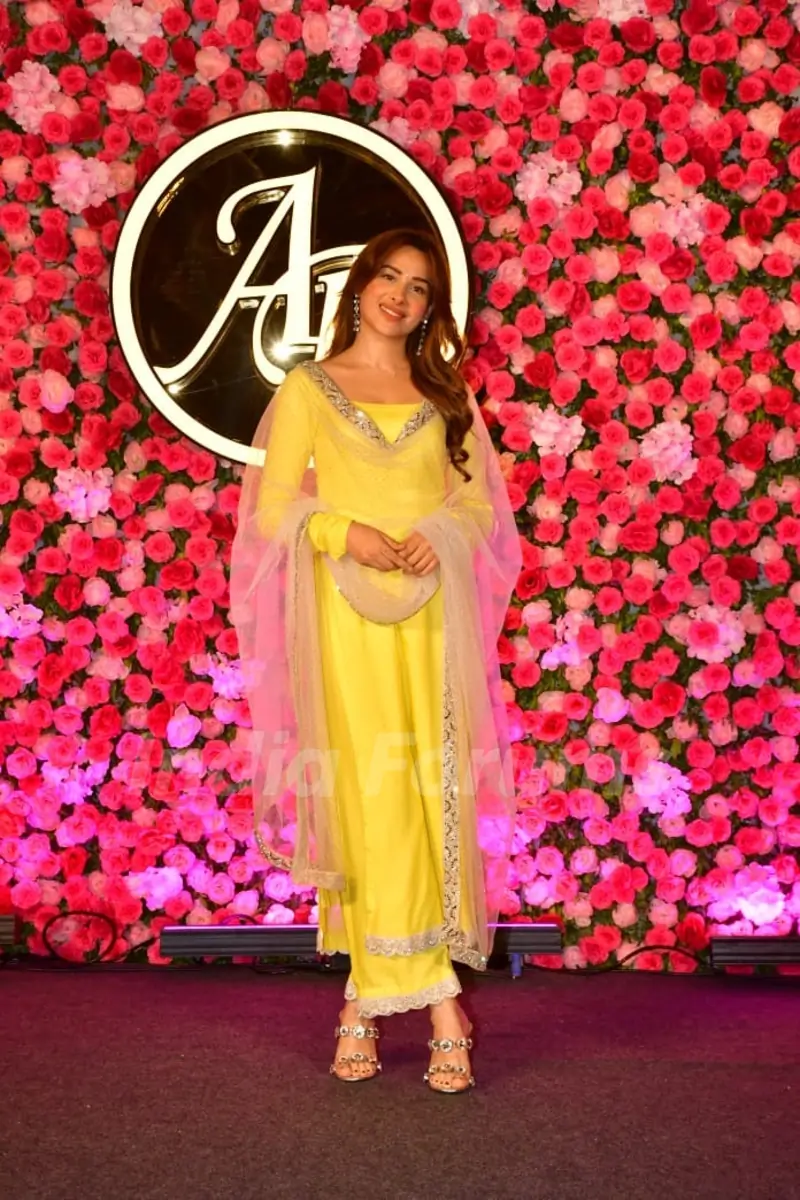 Mahira Sharma attend Aarti Singh's Sangeet ceremony
