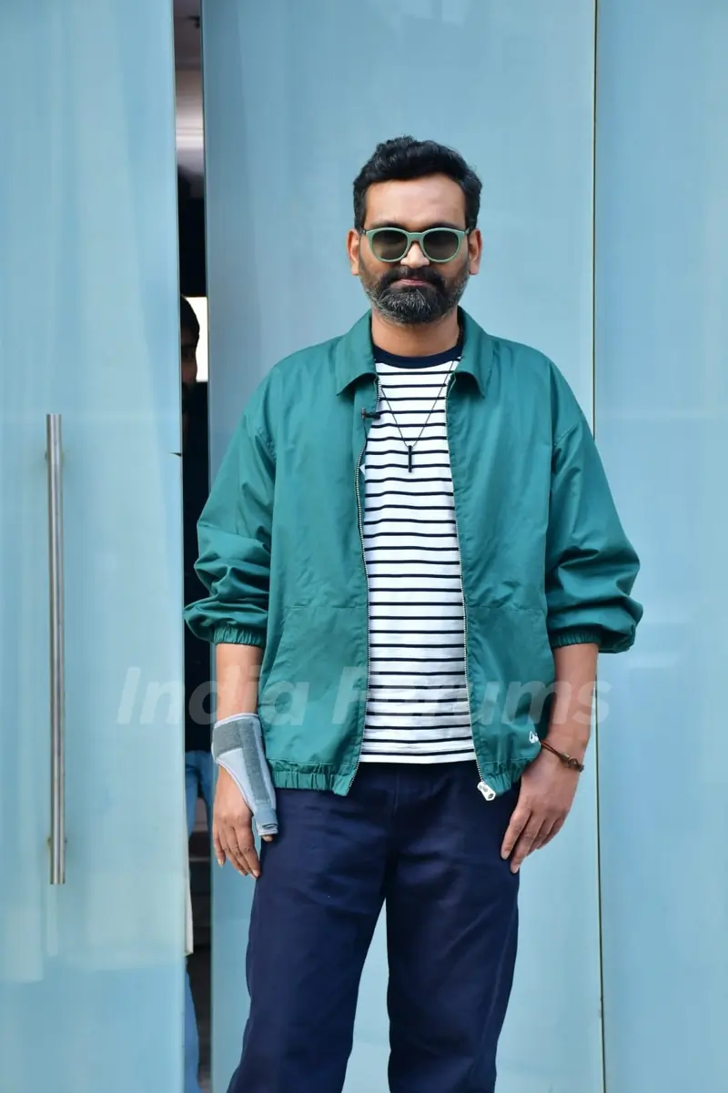 Deepak Kumar Mishra snapped for the promotion of Panchayat 3