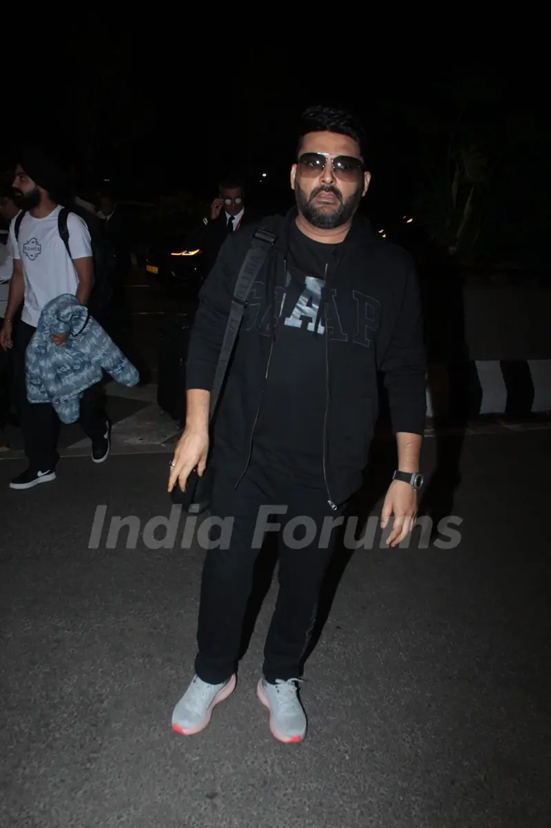 Kapil Sharma snapped at airport