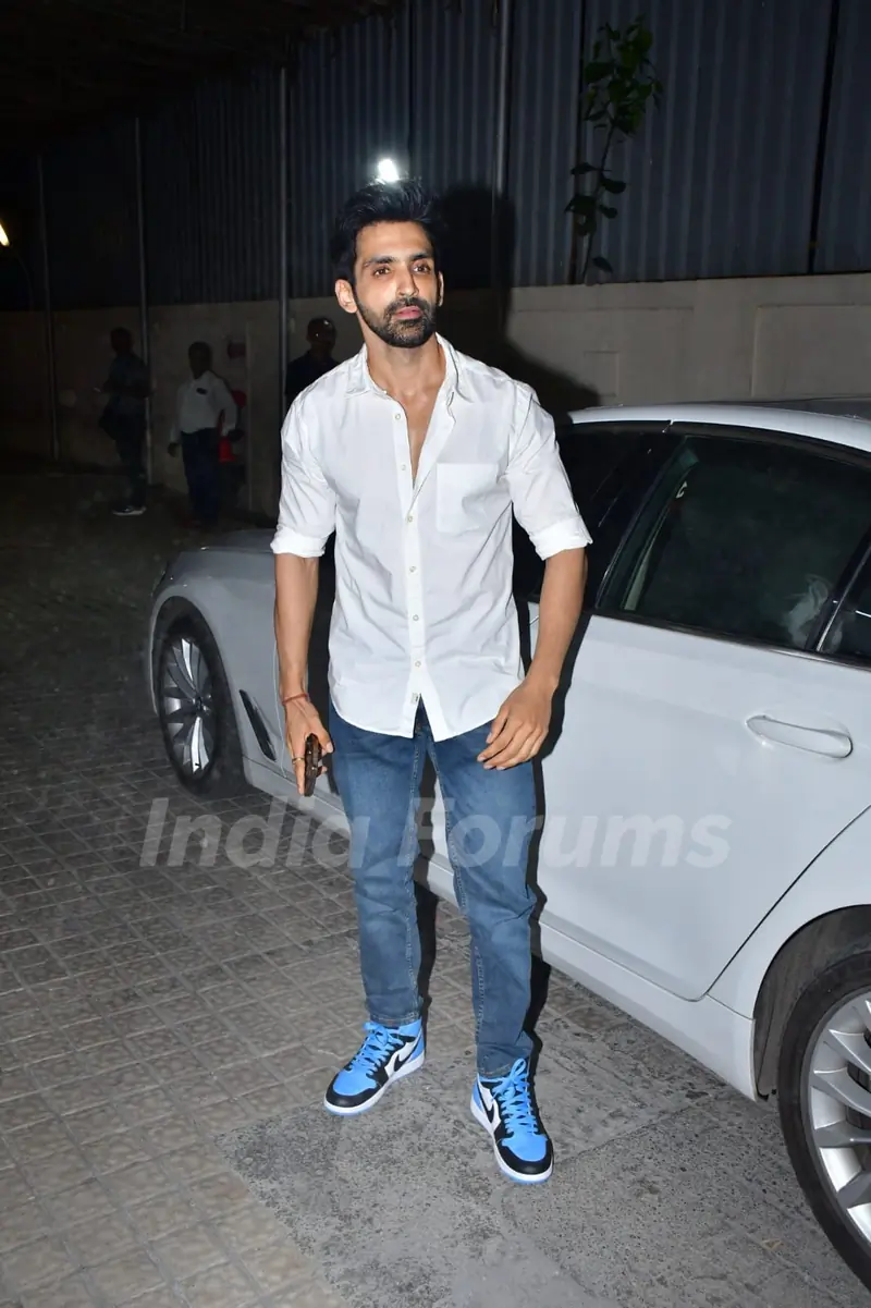 Arjit Taneja grace the screening of Mr And Mrs Mahi