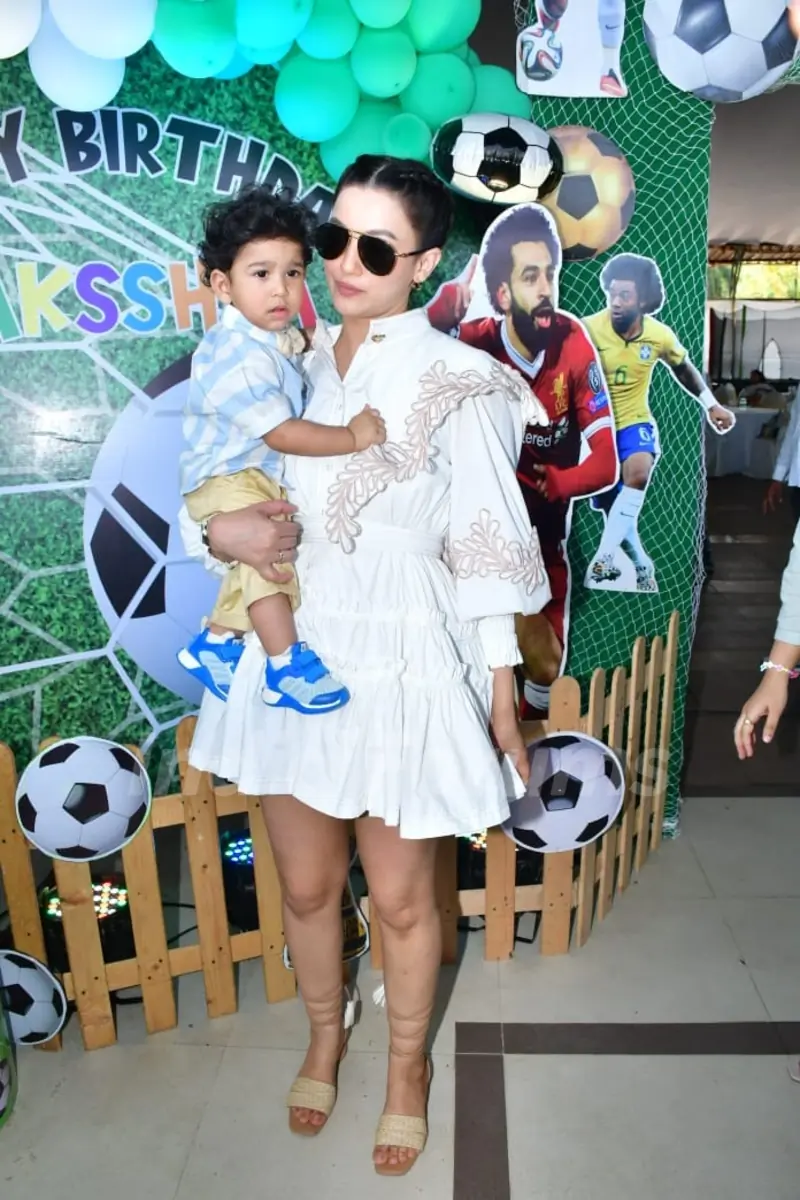 Gauahar Khan attend Tusshar Kapoor's son Laksshya Kapoor birthday party
