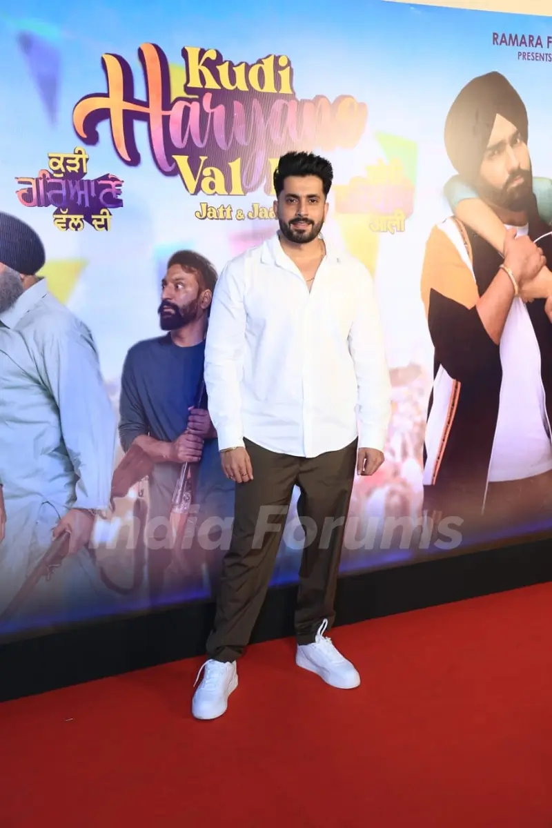 Sunny Singh snapped at the premiere of Kudi Haryane Val Di