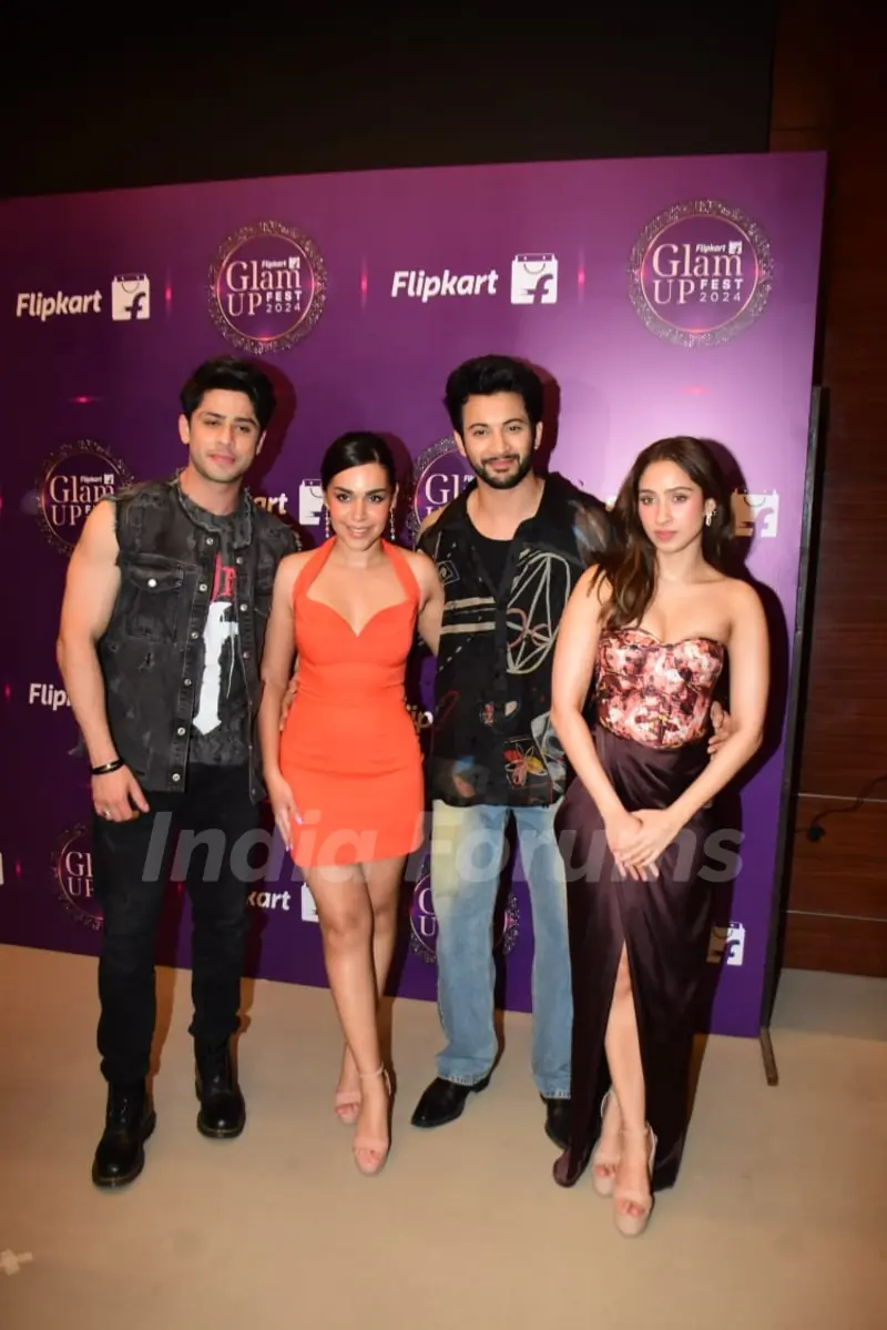 Rohit Saraf, Pashmina Roshan, Jibraan Khan and Naila Grrewal attend Flipkart's Glam Up Fest