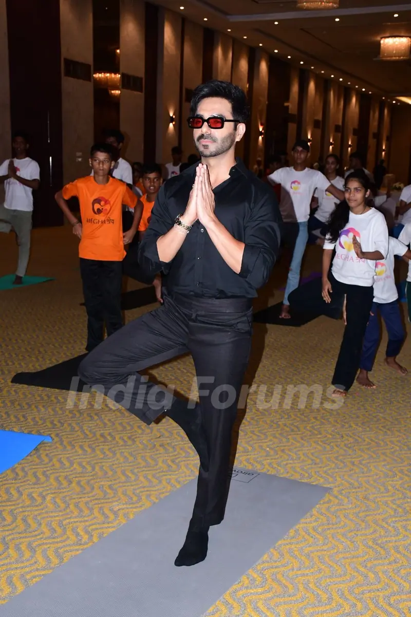 Aparshakti Khurana snapped in the city