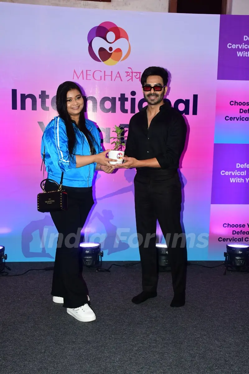 Aparshakti Khurana snapped in the city