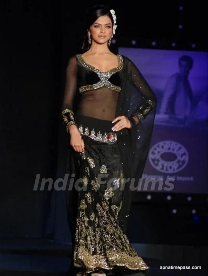 Deepika Padukone Iconic Looks from Movies