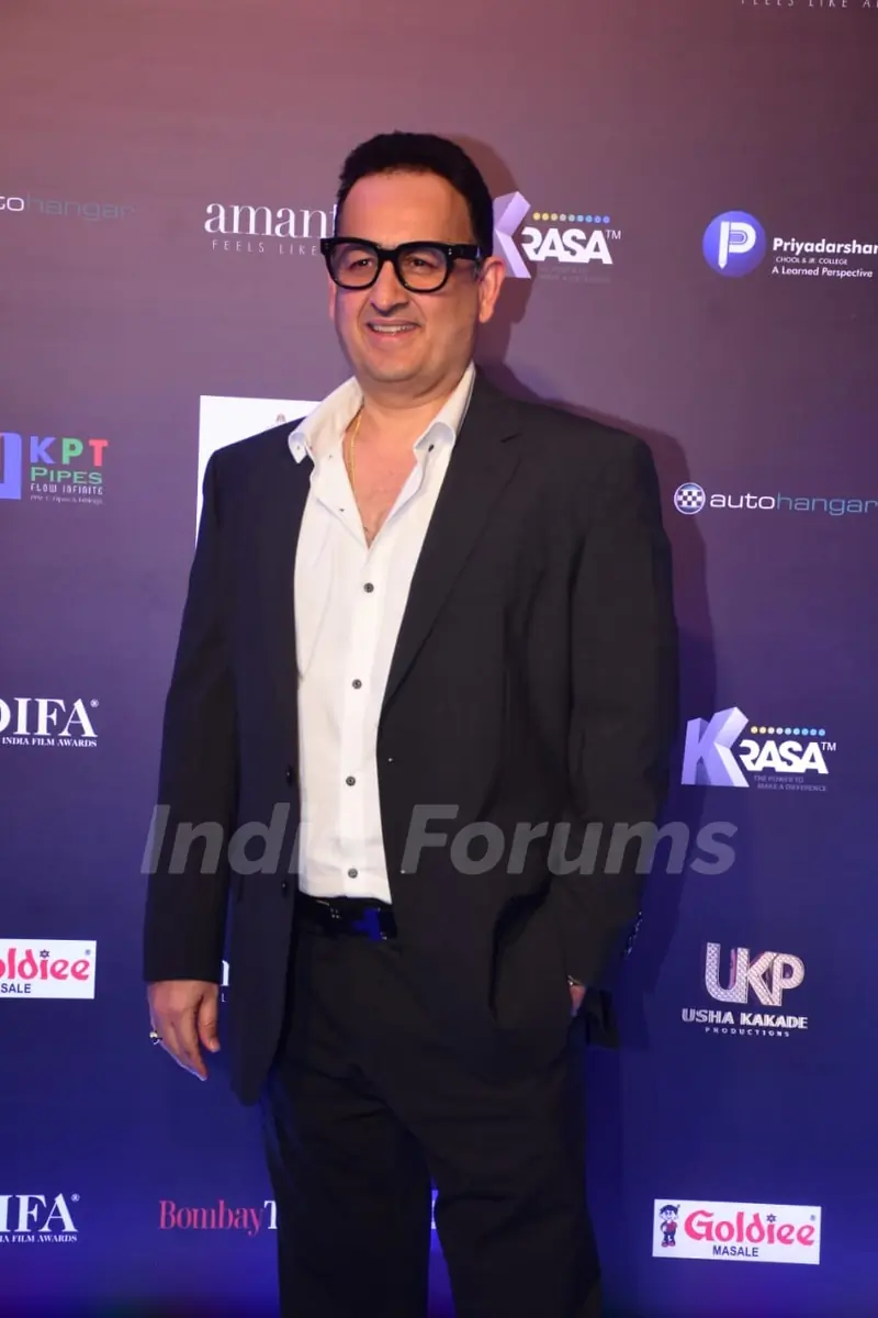 Vinod Bhanushali  grace The Times Of India Films Awards OTT Edition 2024
