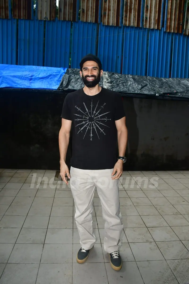 Aditya Roy Kapur snapped in andheri