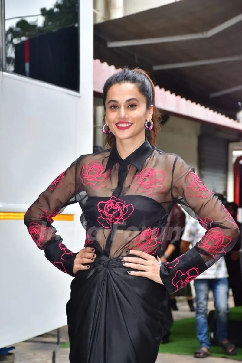 Taapsee Pannu snapped promoting Phir Aayi Hasseen Dillruba at Apka Apna Zakir Show