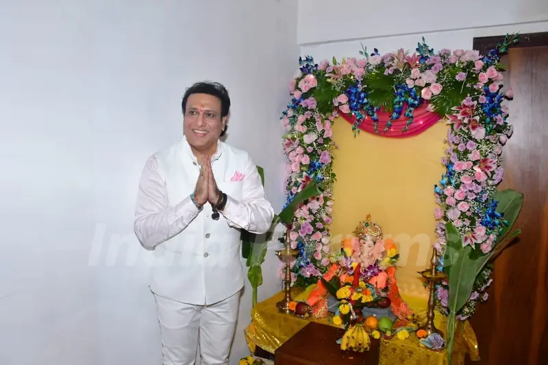 Govinda celebrates Ganesh Chaturthi at his home