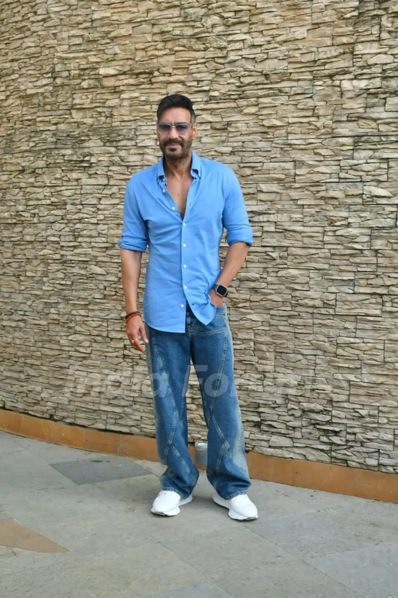Ajay Devgn snapped promoting their upcoming film ‘Singham Again’
