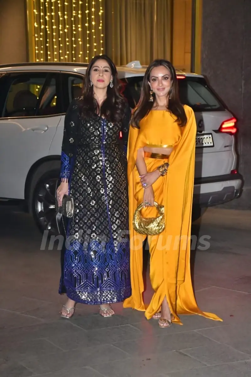 Bhavana Pandey and Seema Sajdeh snapped attending Abu Jani and Sandeep Khosla’s Diwali party