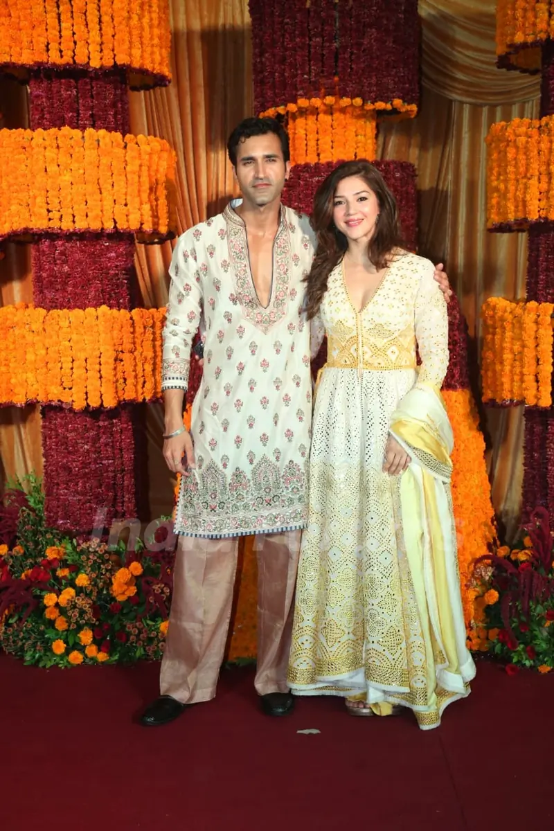Mehreen Pirzadaa  and Gurfateh Pirzada snapped at Ramesh Taurani’s Diwali Bash