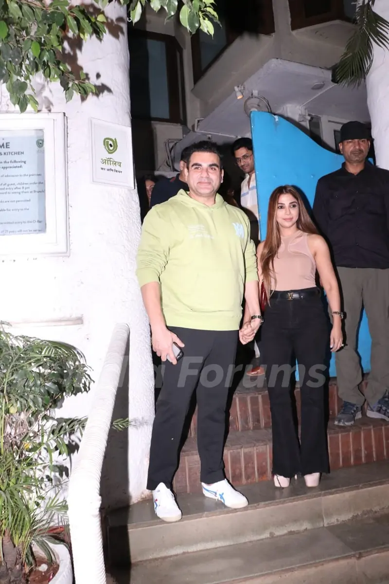 Arbaaz Khan and Sshura Khan snapped in the city