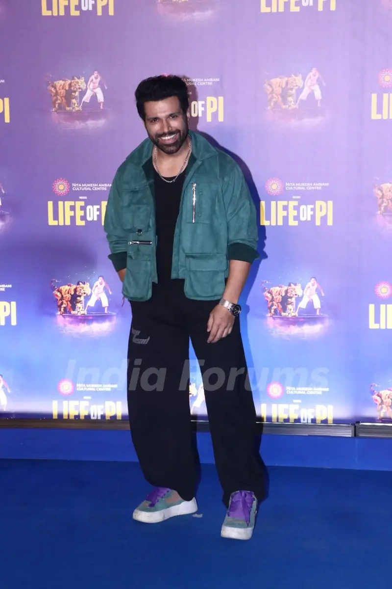 Rithvik Dhanjani snapped at the pre-function of the opening show of 'Life of Pi'