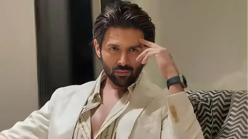 Kartik Aaryan