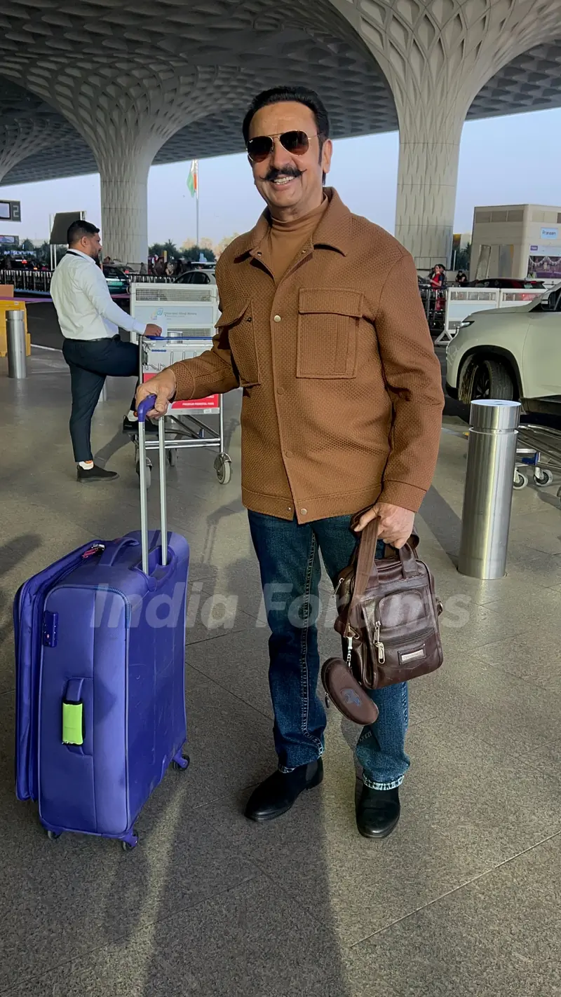 Celebrities snapped at the airport