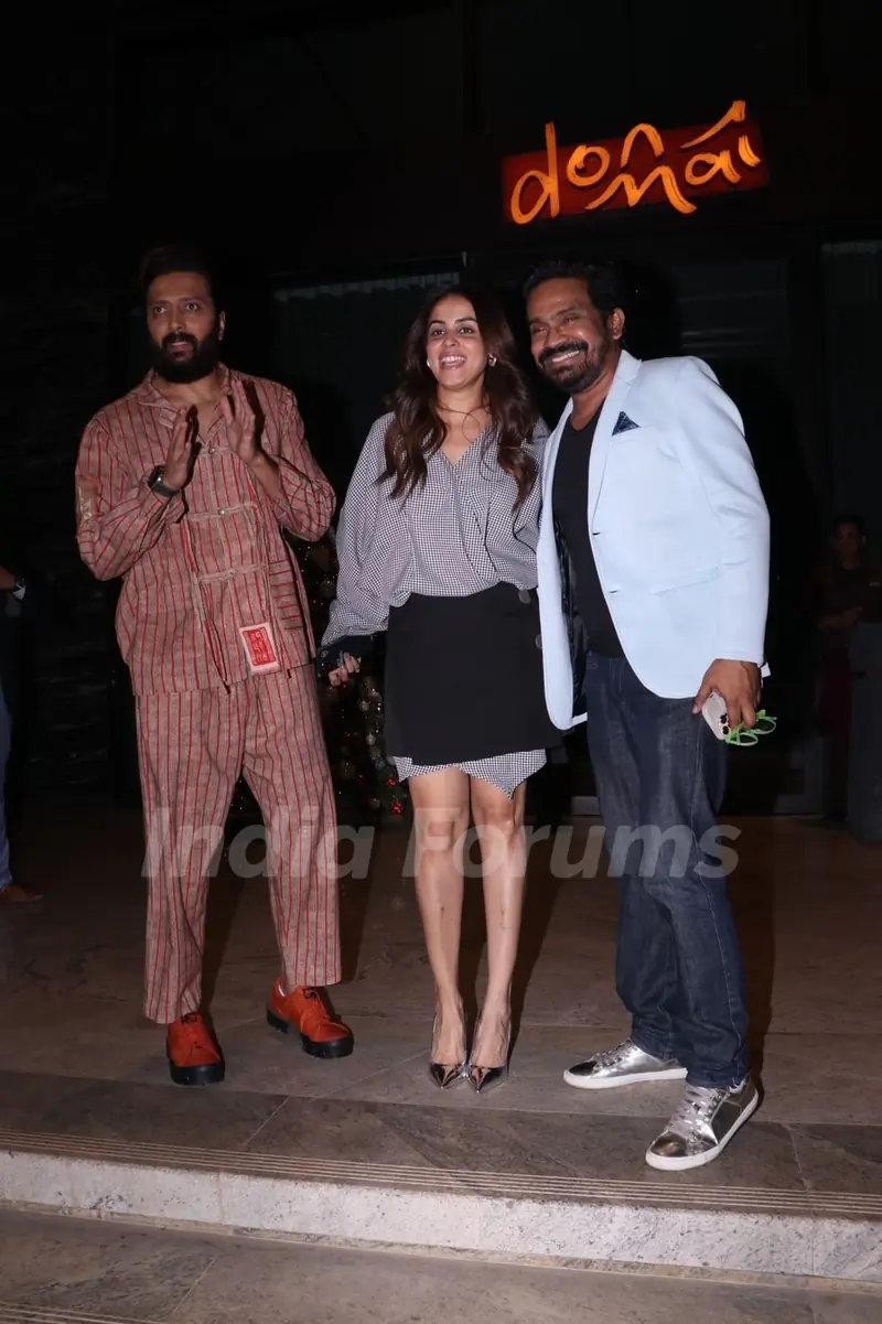 Genelia Deshmukh and Riteish Deshmukh snapped in Bandra