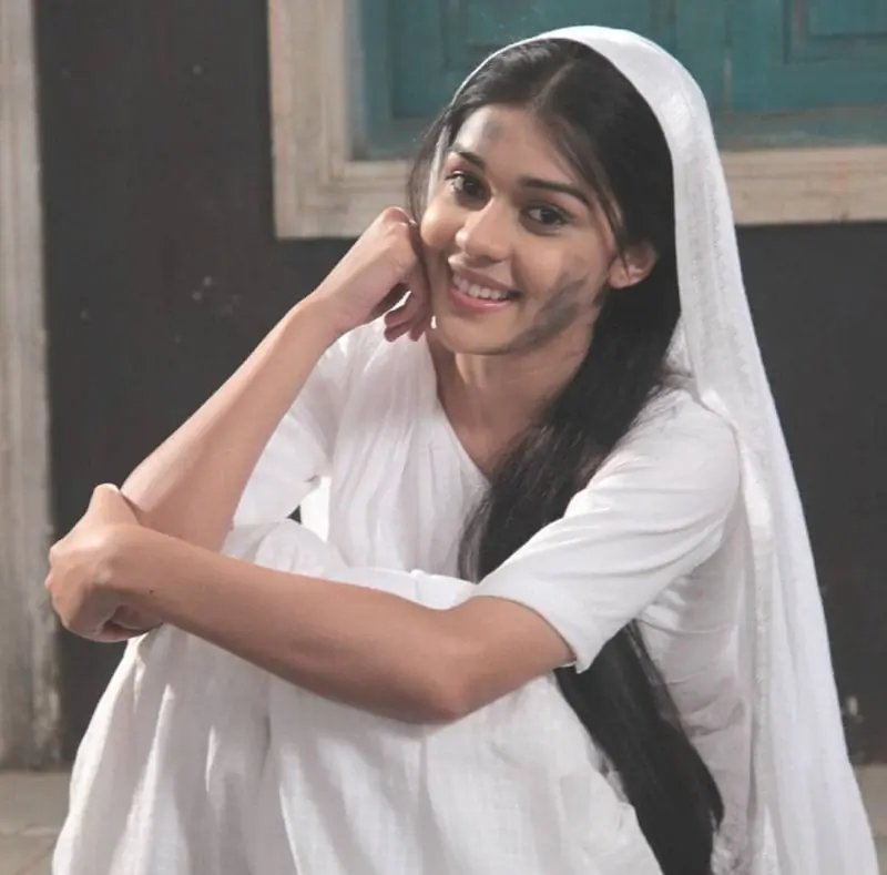 Picture of Eisha Singh from Ishq Ka Rang Safed.